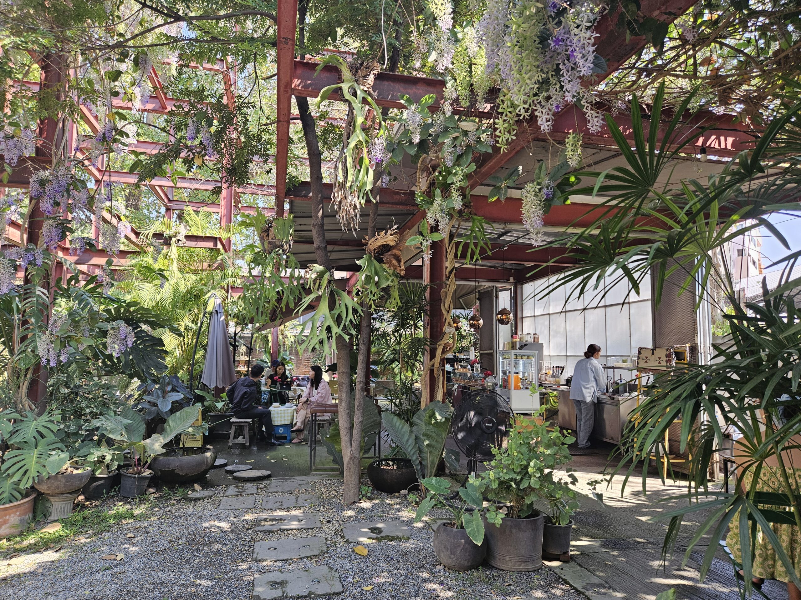 Chiang Mai: Charming Hidden Cafe & Singapore’s Arab Street
